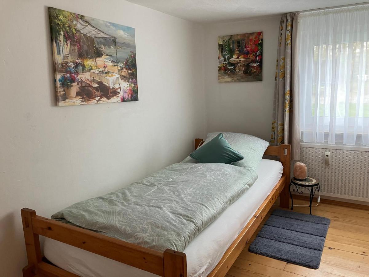 Ferienwohnung Im Gruenen Mit Balkon Herdecke Luaran gambar